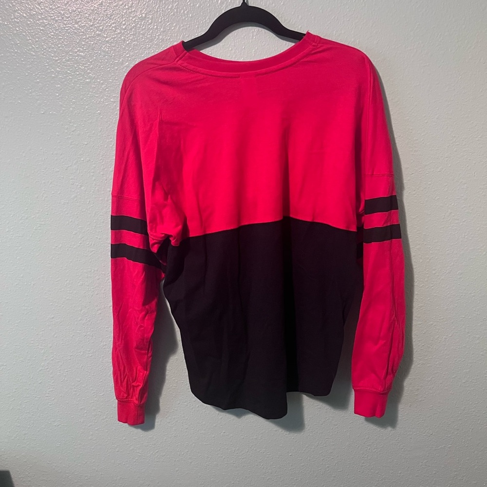 Weissman Two-Tone Red and Black Long Sleeve knit Shirt